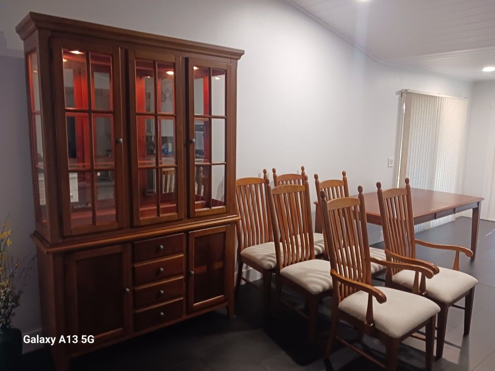Dining table and China cabinet 