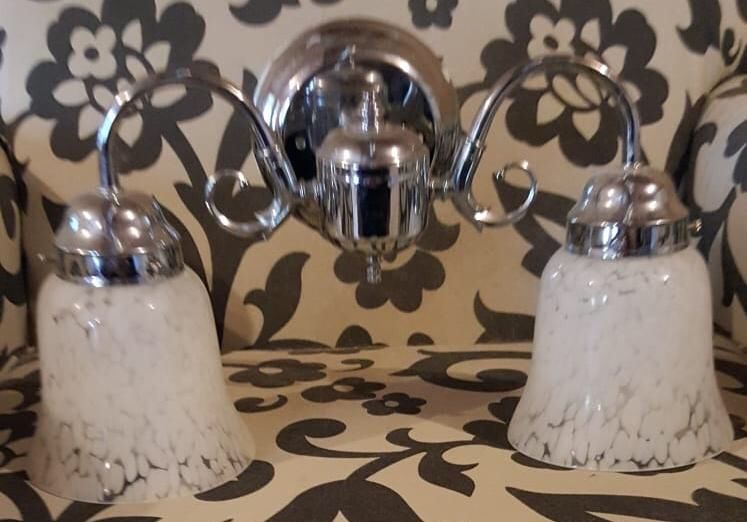 Vanity lights