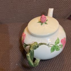 Francisco Teapot