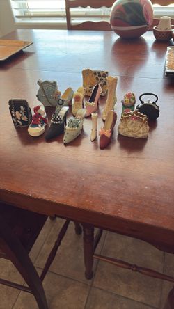Sapatillas Y Bolsas $50