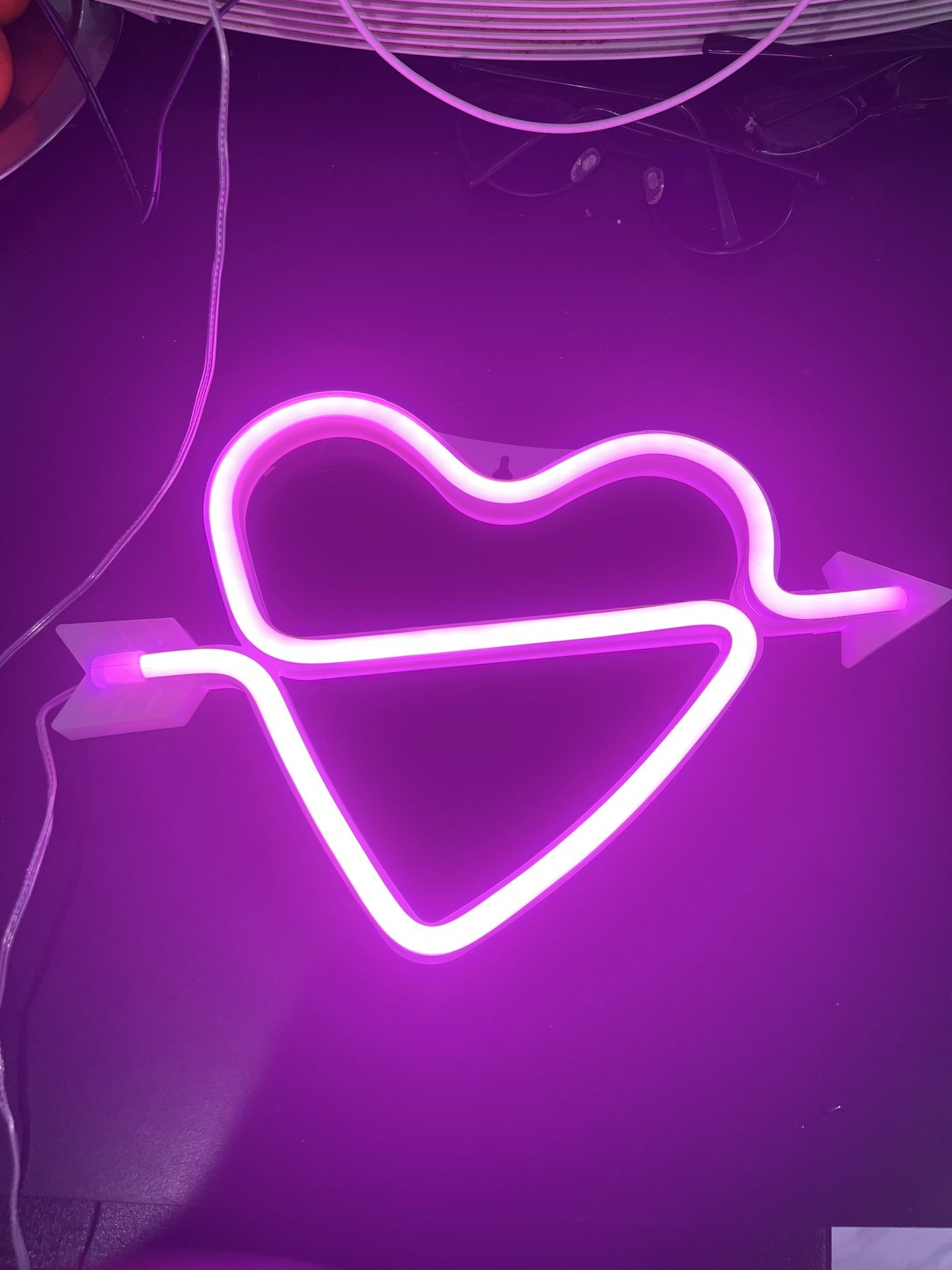 Pink/White Heart Neon Light