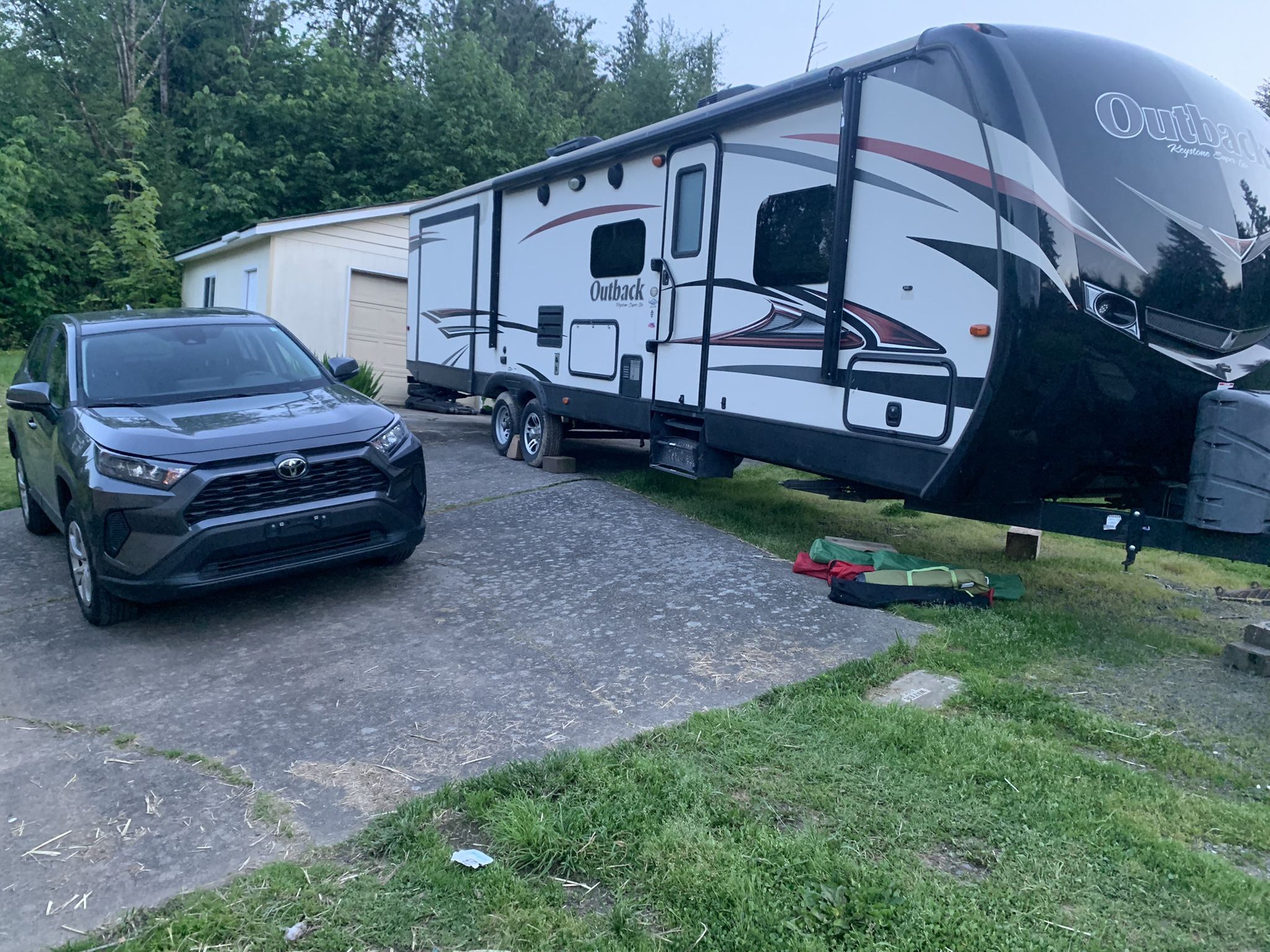2016 Keystone Outback super lite 322bh