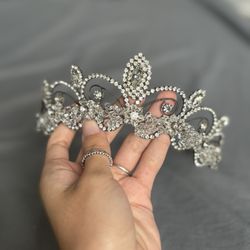 quince tiara