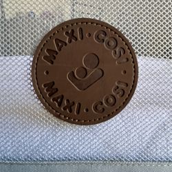 MAXI COSI LORA BEDSIDE BASSINET