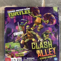 Teenage Mutant Ninja Turtles Clash Alley Board Game