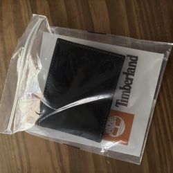 LOW PRICE MOVING- TIMBERLAND MENS NEW LEATHER WALLET