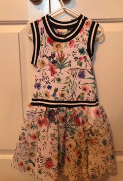 Super cute girls dress size 5