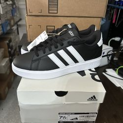 New Adidas Mens Grand Court Size 7.5