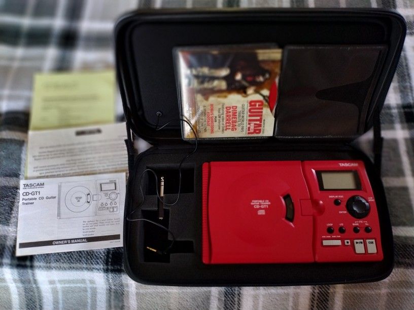 Tascam CD GTI MKII CD Guitar Trainer WITH AC Adapter & Speaker Case Electronics & Media
