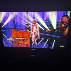 Vizio 40” Tv