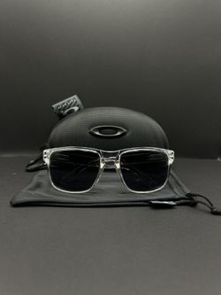 Clear Frame Oakley Shades  