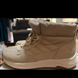 Eddie Bauer Winter Boots 