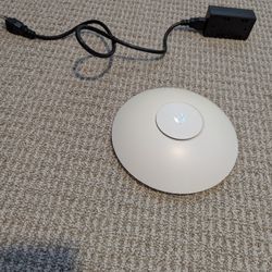 Ubiquiti Long Range Access Point (UAP-AC-LR)