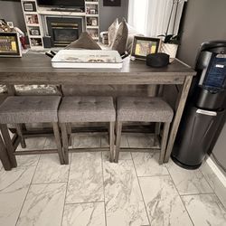 Hight Top Bar And Stools