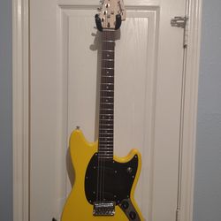 New SQUIER Mustang Guitar Pro fret-level setup Spa perfect!$159!