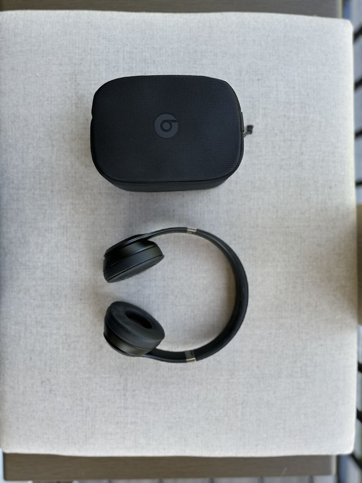 Beats Solo 4 Matt Black