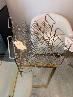 2 Wine racks