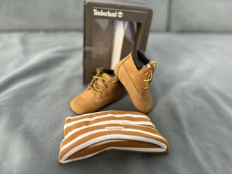 Timberland Baby Set (boots and Hay) New 