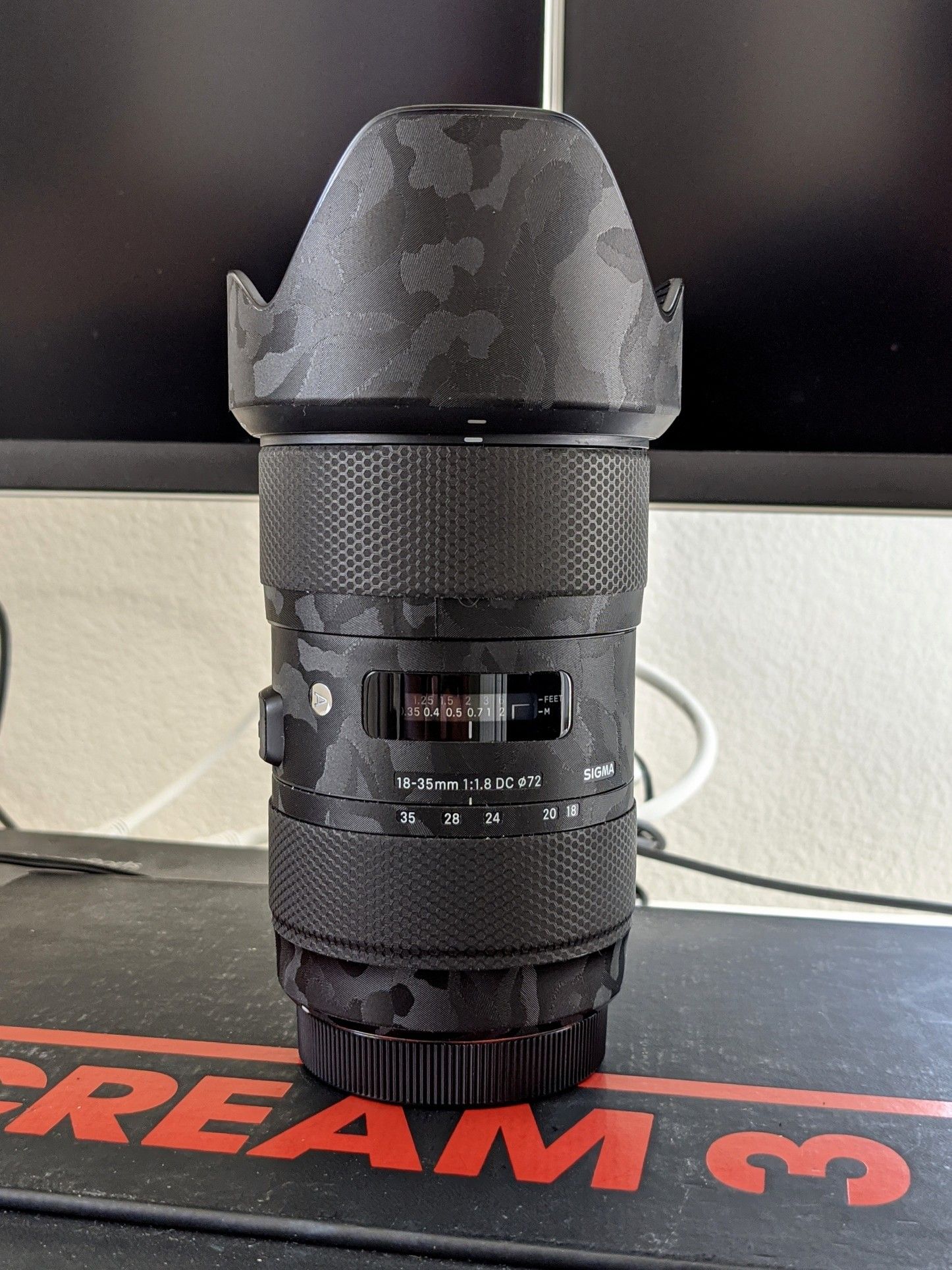 Sigma 18-35mm f1.8 DC Art lens custom camo vinyl + variable ND Canon