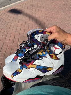 NIKE AIR JORDANS USED GOOD COND ASKING $20 NEW PAID $300 NEED GONE TODAY size 11