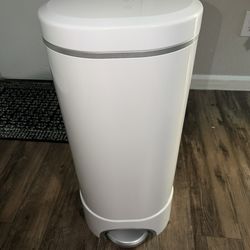 Bote para pañales de bebé tipo Diaper Genie – excelente estado