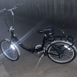 Schwinn loop foldable bike