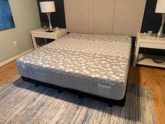 Cal king mattress & adjustable frame