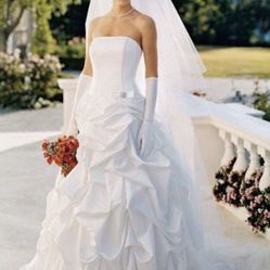 David’s Bridal Wedding Gown