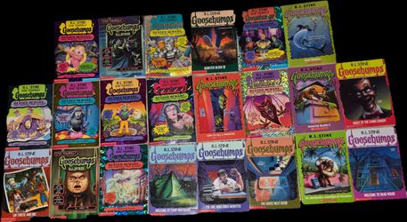 R.L. Stine Goosebumps Give Yourself