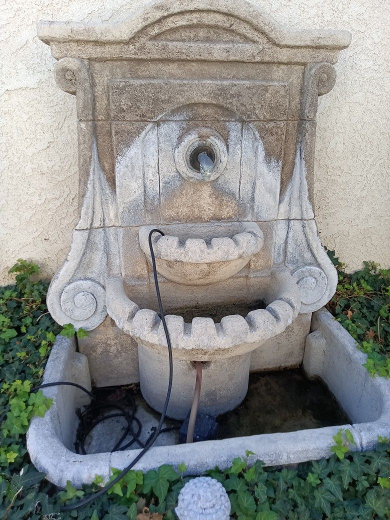 Outdoor Electric Water Fountain For Sale