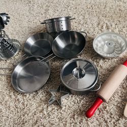 Play Kitchen Pots & Pans