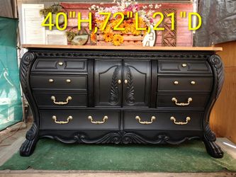 Dresser