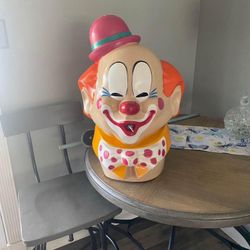 Clown Head That Blows Up Helium Balloons