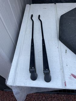 WINDSHIELD  WIPES  FOR NISSAN D21,