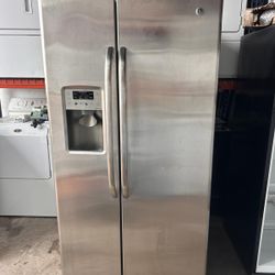 Ge Adora Series Side By Side Refrigerator 