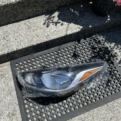 Hyundai Accent Headlights 
