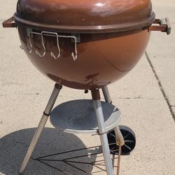 Weber Kettle Charcoal Grill 18in Copper Mist