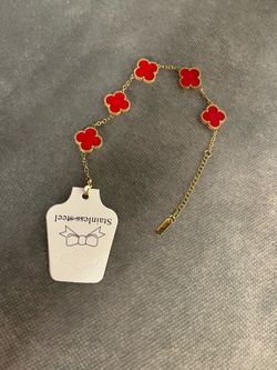 VC ( Bracelet  )
