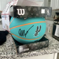 Victor Wembanyama Autographed Ball - Fanatics Certified