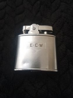 Vintage Lighter/ Standard Ronson 1950's
