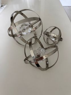 Decor- Metal Orbs