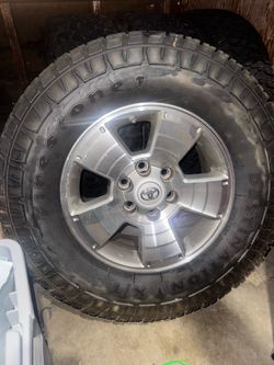 2012 Oem Toyota Tacoma rims with tires