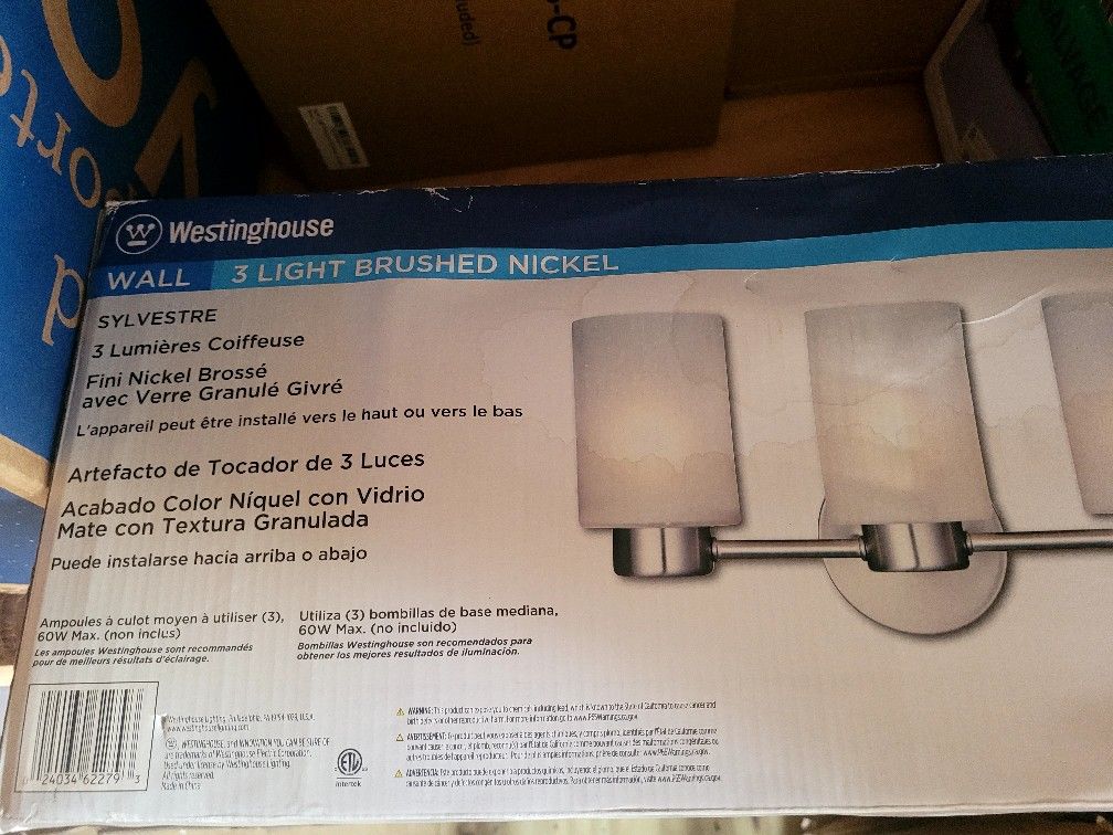 
100 Watt Portable Solar Panel for Power Station,Camping Essentials, 20V Foldable Solar Panel with Solar Angle Guide, 23.5% High Efficiency IP67 Water