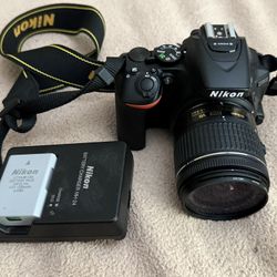 Nikon D5600 