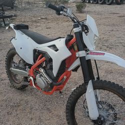 2021 Kayo K4 250 Dirt Bike 