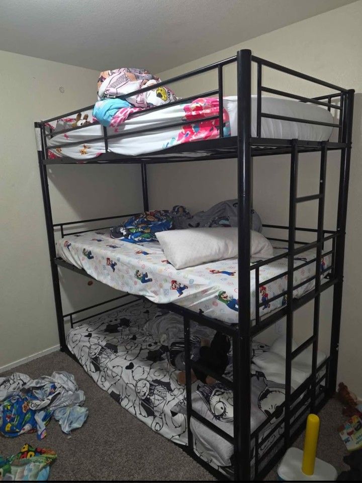 3 Tier Bunked Bed
