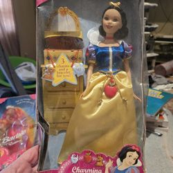 Snow White Barbie 