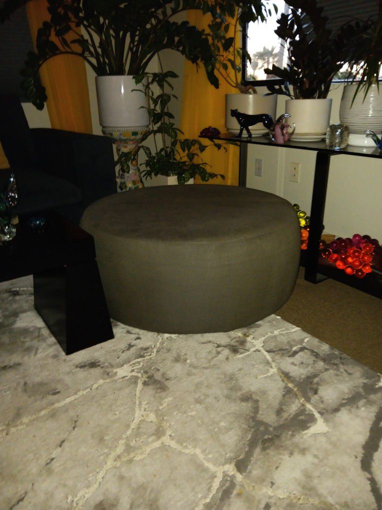 MOD Foot Stool Or Coffee  Table