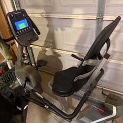 Diamondback Fitness Apex R8 Recumbent Excercise Bike