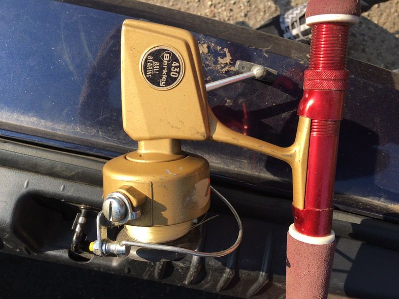 Fishing pole